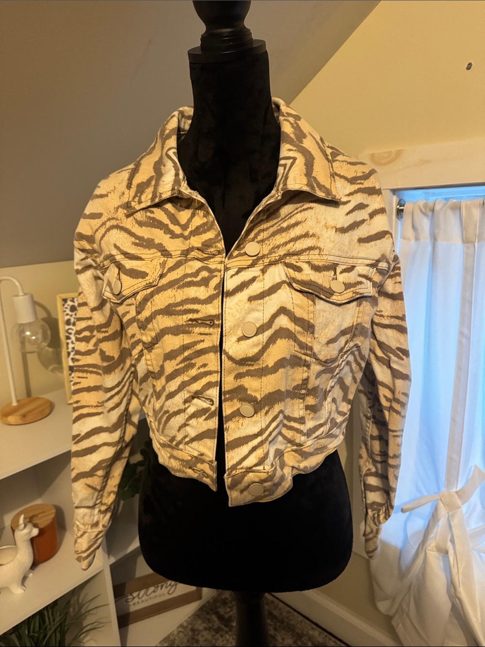 Good American Animal-Print Cropped Jacket - Beige Zebra Pattern